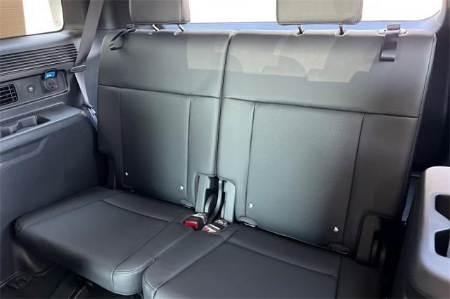 new 2025 Hyundai SANTA FE HEV car, priced at $46,540