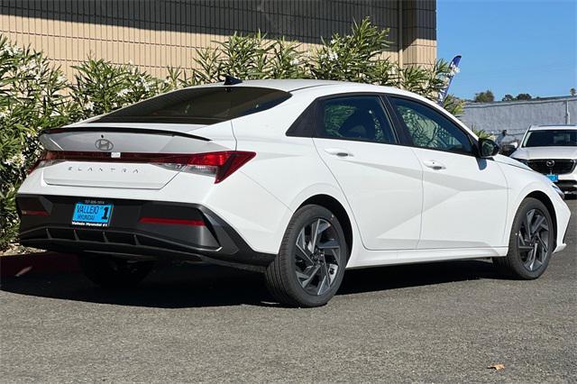 new 2025 Hyundai Elantra car, priced at $23,080