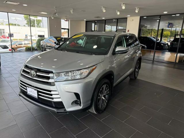 used 2019 Toyota Highlander car, priced at $22,995