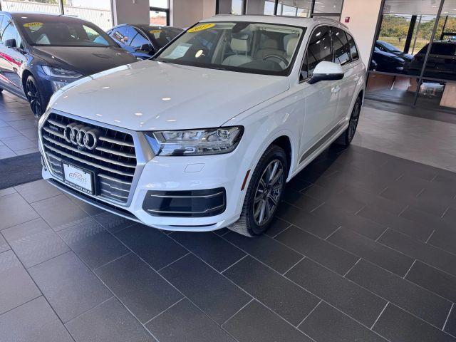 used 2017 Audi Q7 car, priced at $14,995