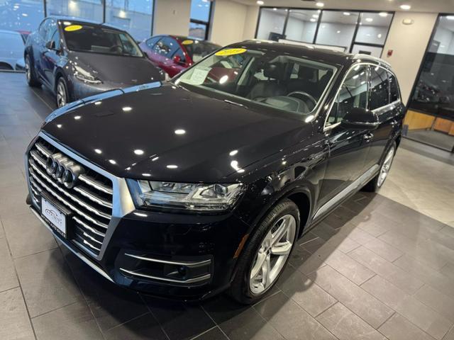 used 2019 Audi Q7 car, priced at $29,995