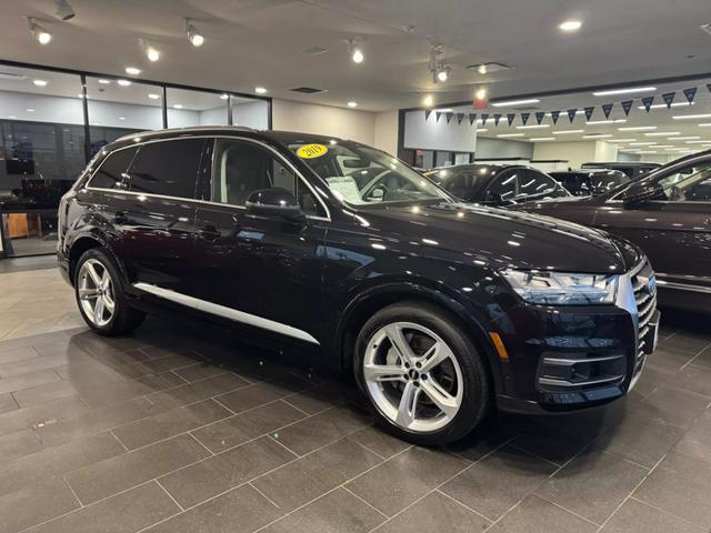 used 2019 Audi Q7 car, priced at $29,995