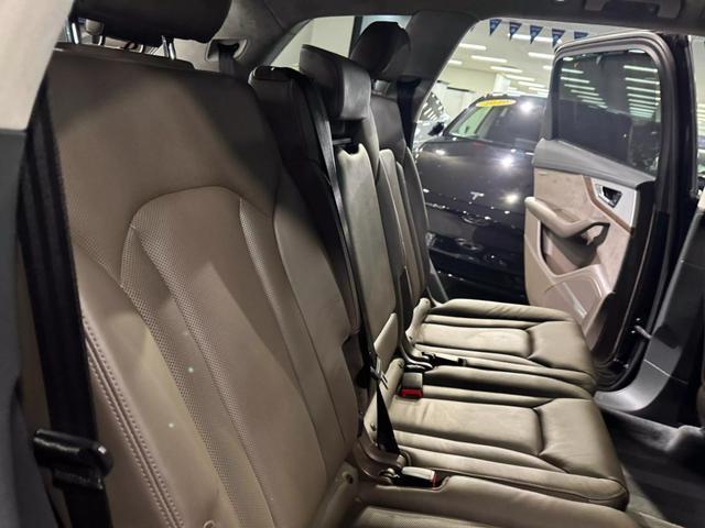 used 2019 Audi Q7 car, priced at $29,995