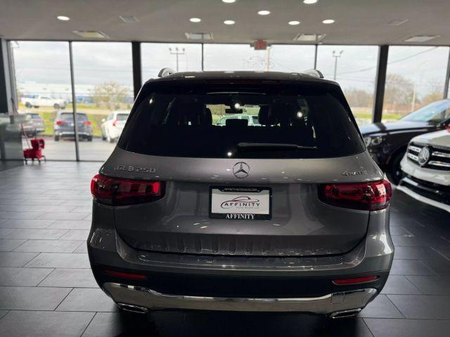 used 2021 Mercedes-Benz GLB 250 car, priced at $29,995
