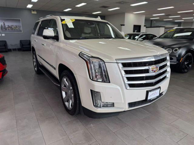 used 2015 Cadillac Escalade car, priced at $31,995