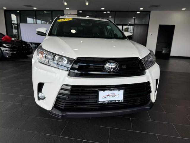 used 2017 Toyota Highlander car, priced at $23,995