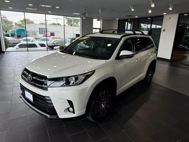 used 2017 Toyota Highlander car, priced at $23,995