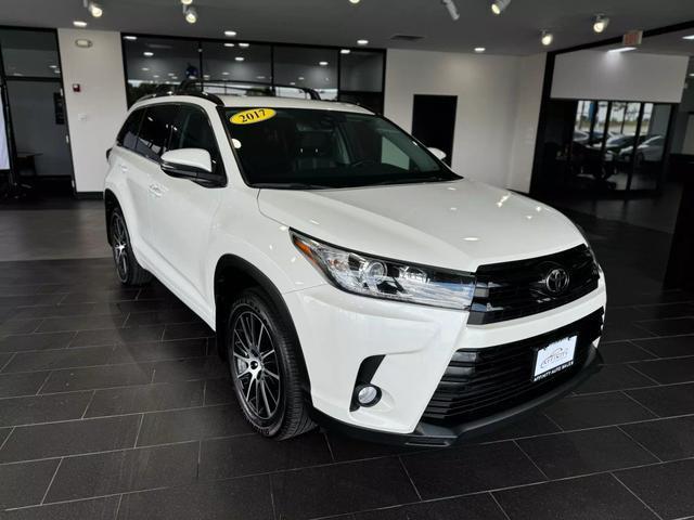 used 2017 Toyota Highlander car, priced at $23,995