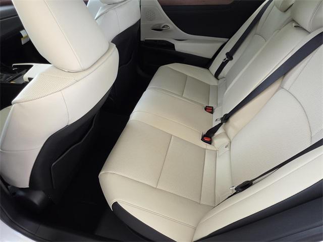new 2025 Lexus ES 300h car, priced at $51,490