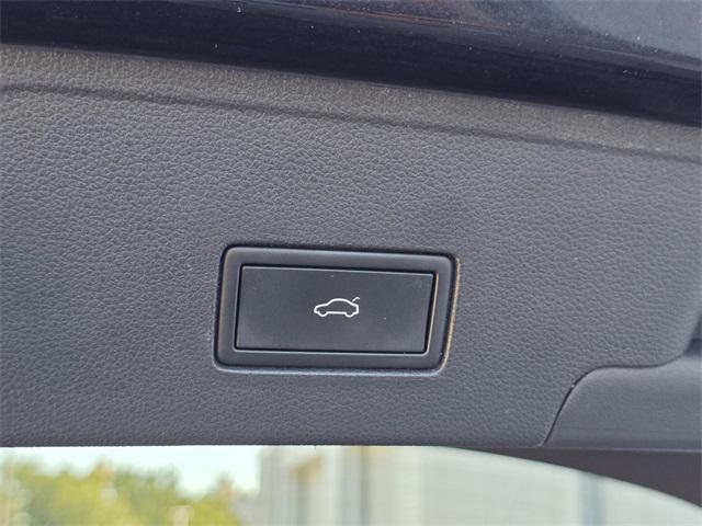 used 2022 Volkswagen Atlas Cross Sport car, priced at $20,587