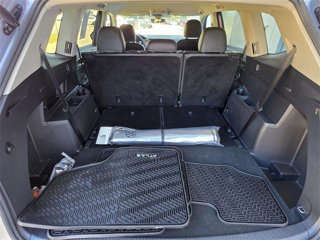used 2024 Volkswagen Atlas car, priced at $30,990