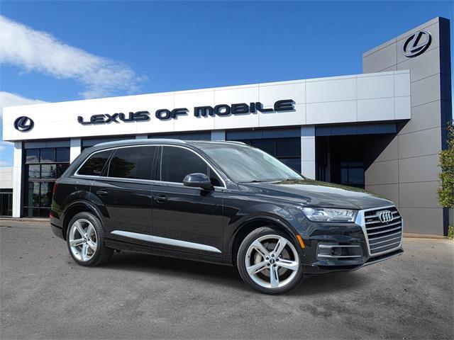 used 2019 Audi Q7 car, priced at $23,899