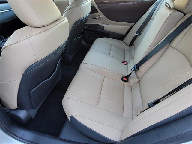 used 2021 Lexus ES 300h car, priced at $35,991