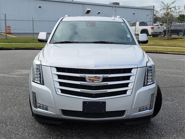 used 2020 Cadillac Escalade ESV car, priced at $44,991