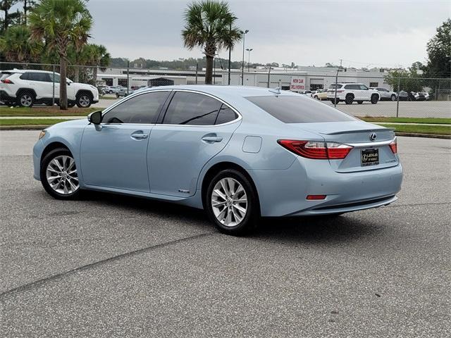 used 2014 Lexus ES 300h car, priced at $18,991