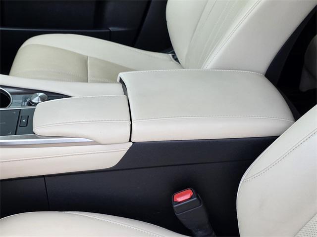 used 2022 Lexus RX 350L car, priced at $49,950