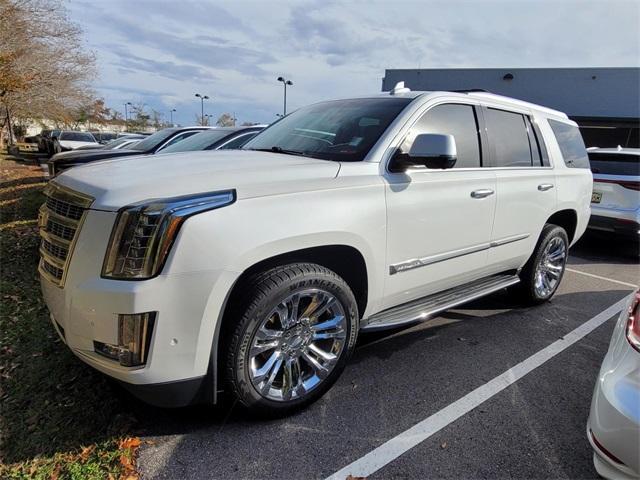 used 2017 Cadillac Escalade car, priced at $28,991