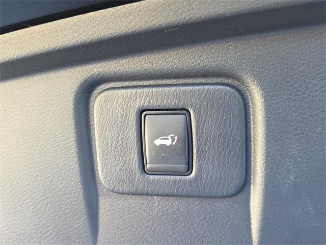 used 2018 Nissan Murano car, priced at $15,990