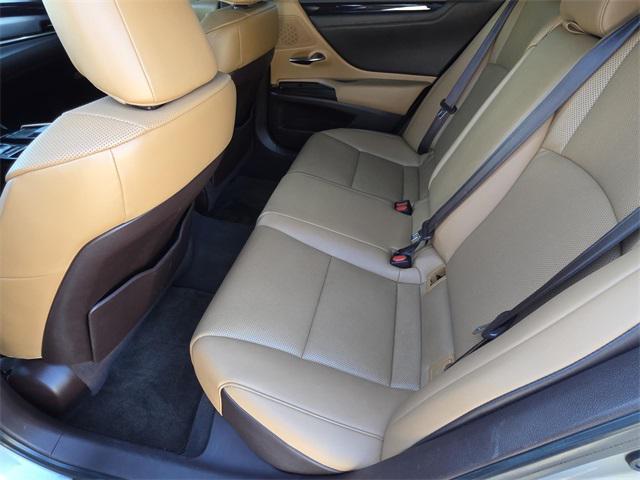 used 2019 Lexus ES 350 car, priced at $24,543