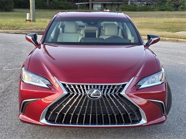 new 2025 Lexus ES 350 car, priced at $47,990