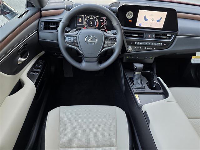 new 2025 Lexus ES 350 car, priced at $47,990