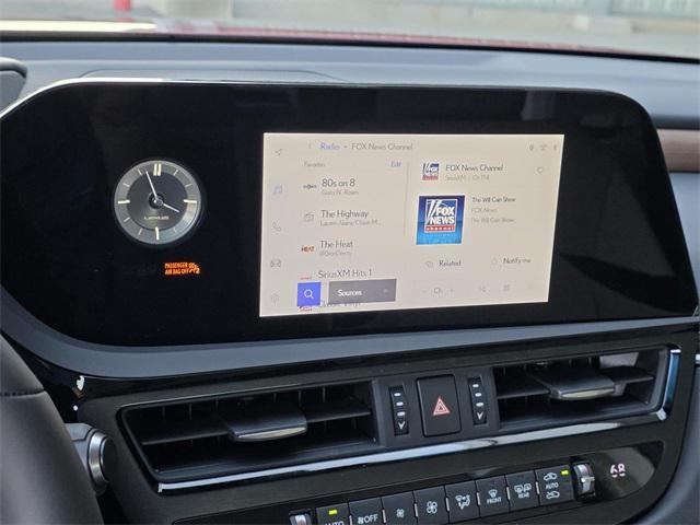 new 2025 Lexus ES 350 car, priced at $47,990