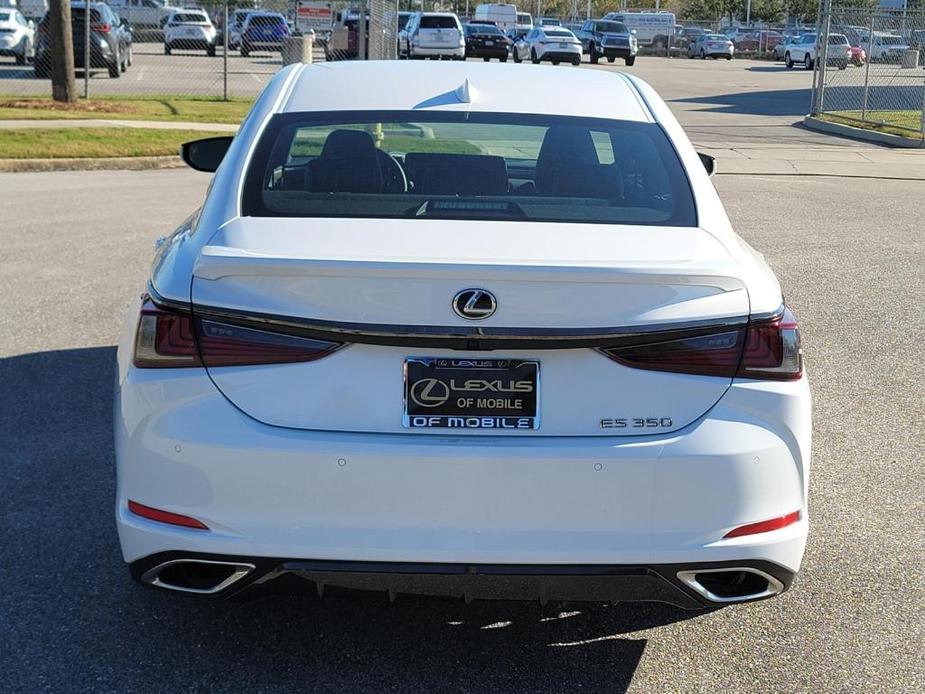 new 2025 Lexus ES 350 car