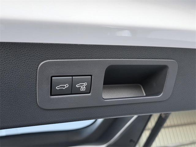 new 2025 Lexus LX 600 car, priced at $118,253