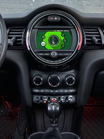 used 2019 MINI Hardtop car, priced at $21,995