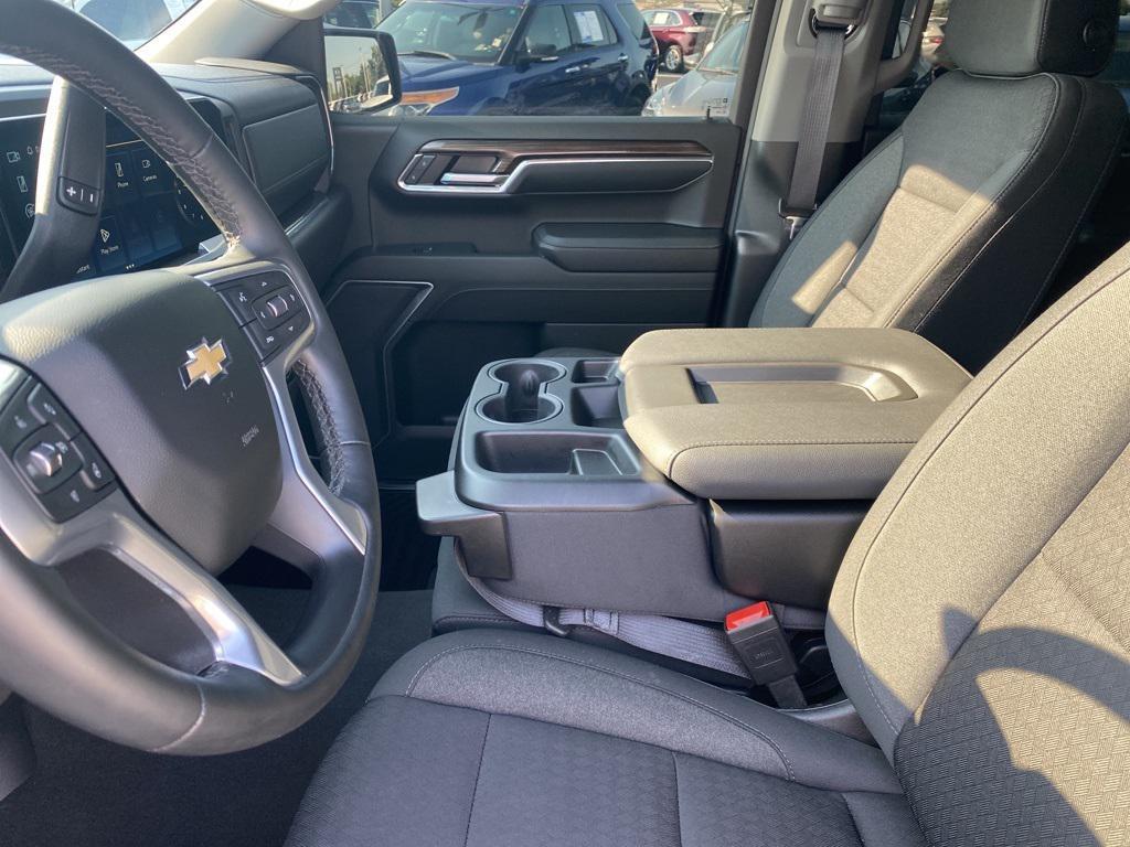 used 2024 Chevrolet Silverado 1500 car, priced at $35,800