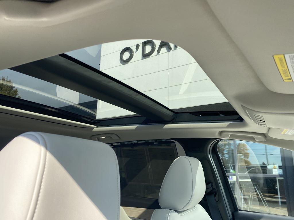 used 2024 Mazda CX-90 PHEV car, priced at $35,156