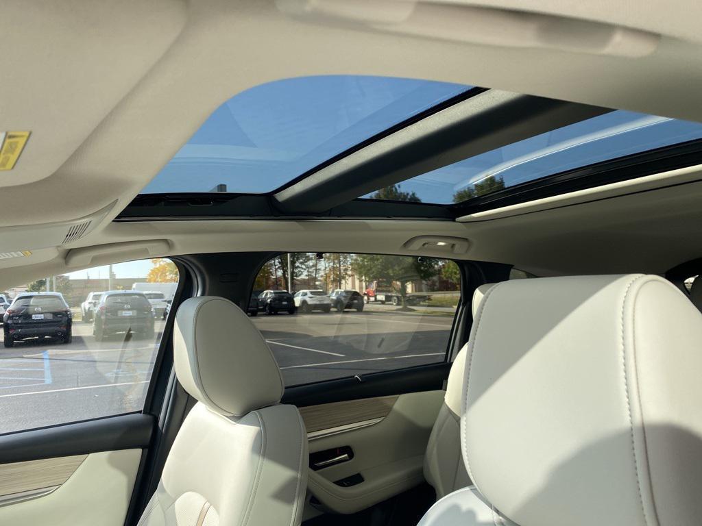 used 2024 Mazda CX-90 PHEV car, priced at $35,156