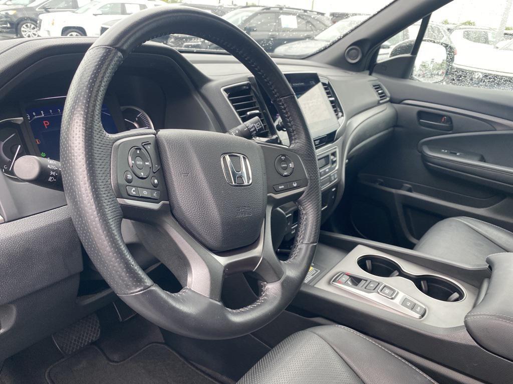 used 2024 Honda Passport car, priced at $33,587