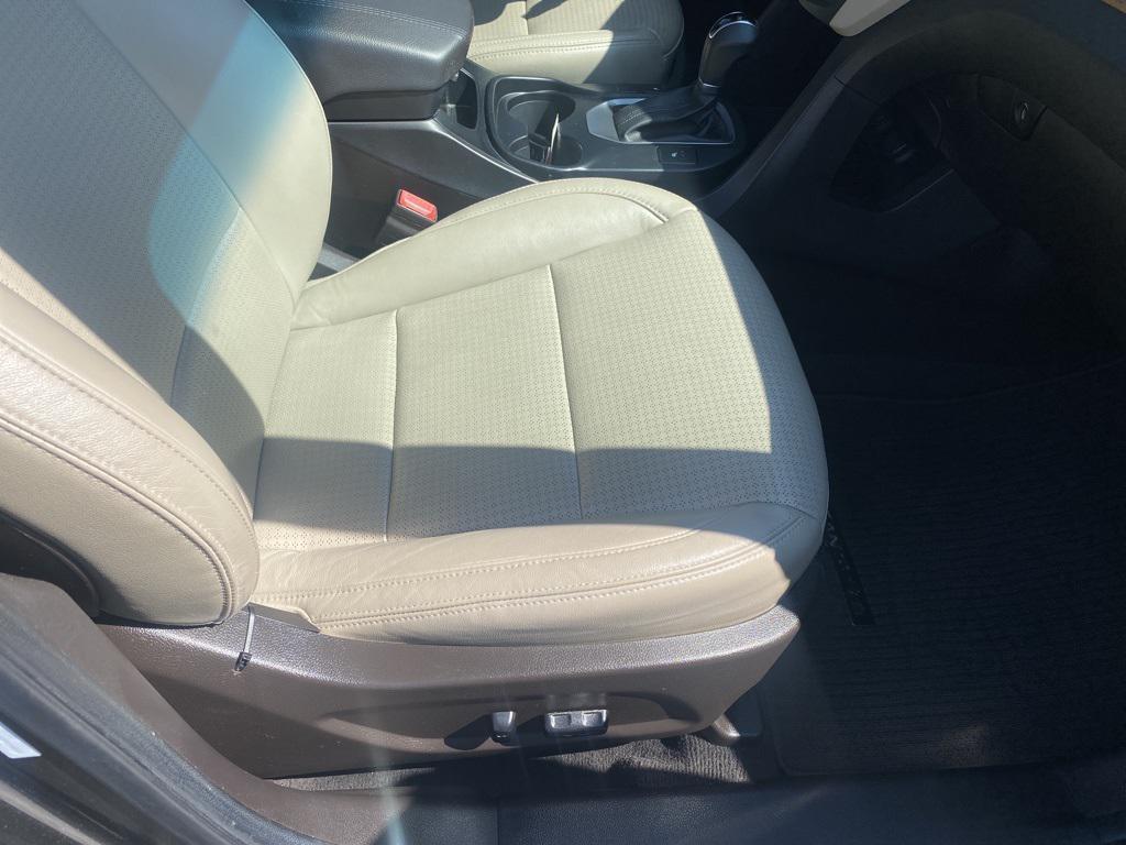 used 2013 Hyundai Santa Fe car, priced at $6,928