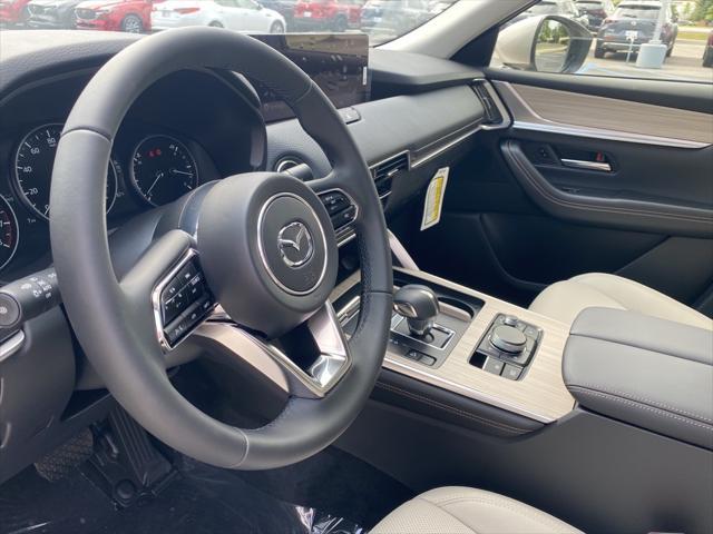 new 2025 Mazda CX-90 car, priced at $40,175