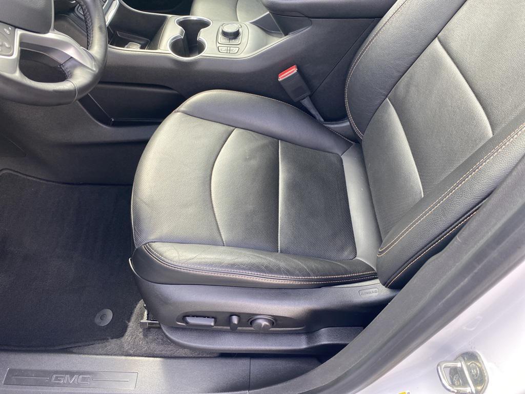 used 2020 GMC Terrain car, priced at $19,288