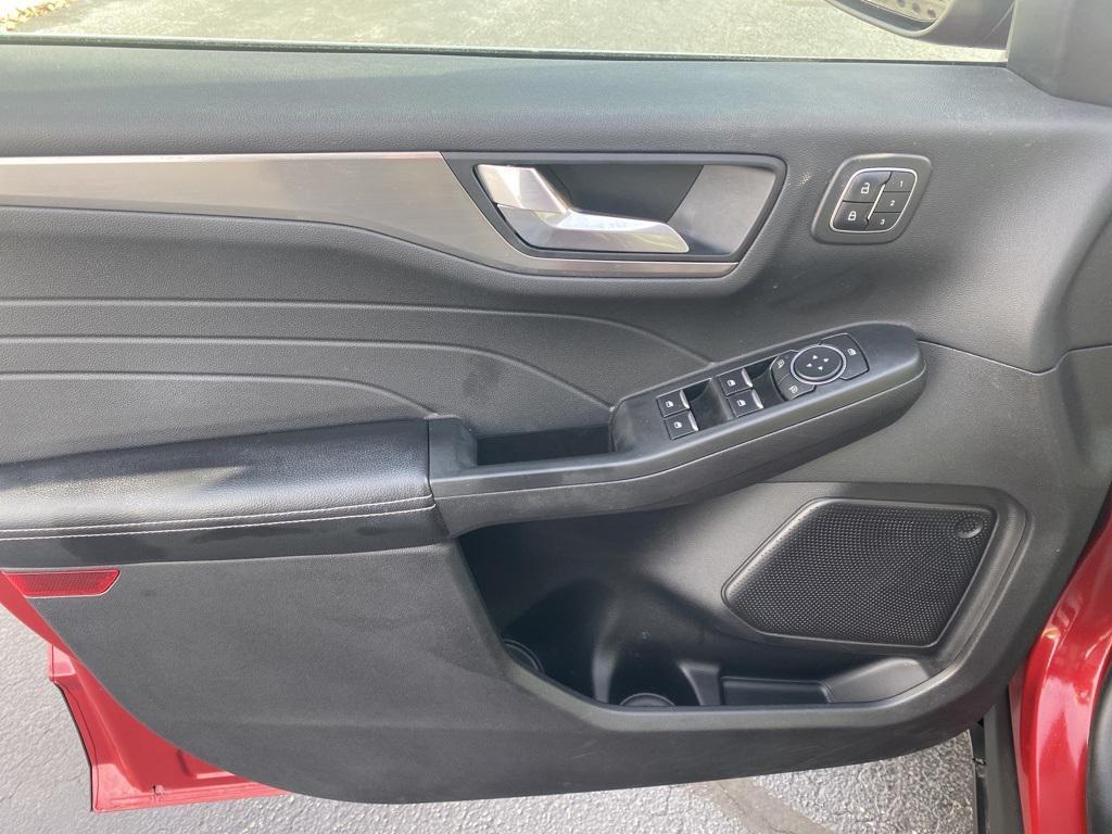 used 2022 Ford Escape car, priced at $26,827