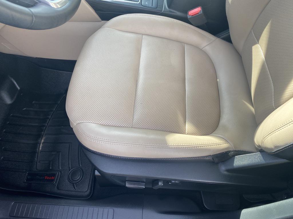 used 2022 Ford Escape car, priced at $26,827