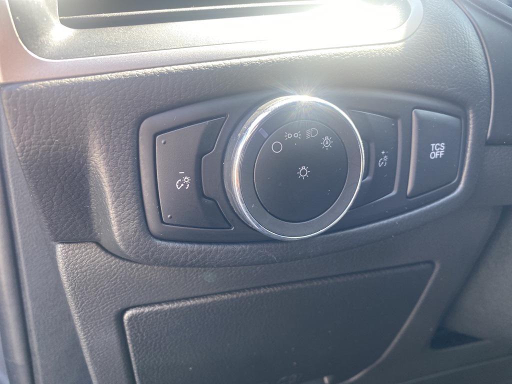 used 2024 Ford Edge car, priced at $25,652