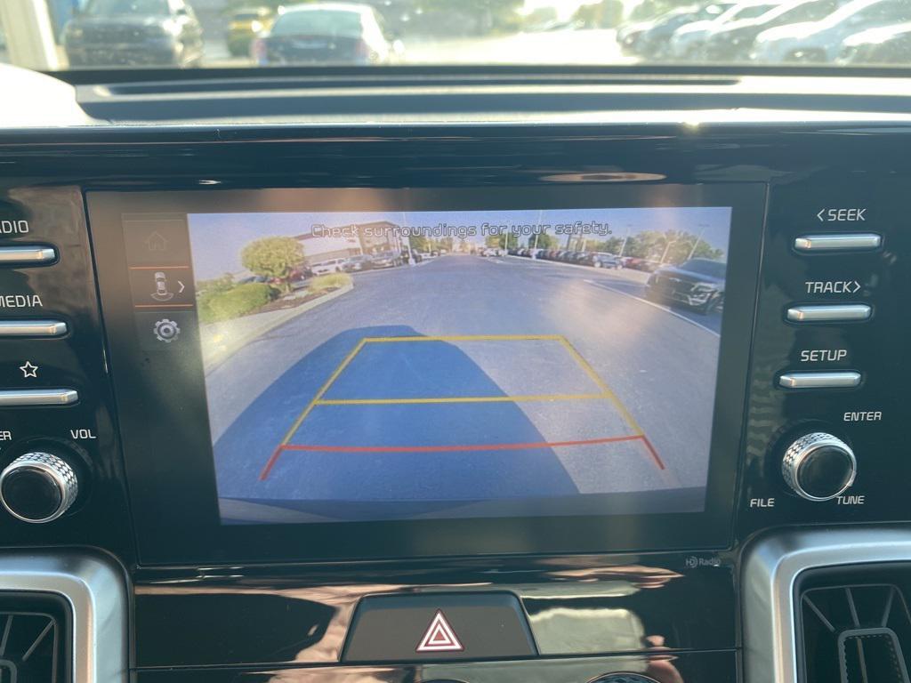 used 2022 Kia Sorento car, priced at $25,740