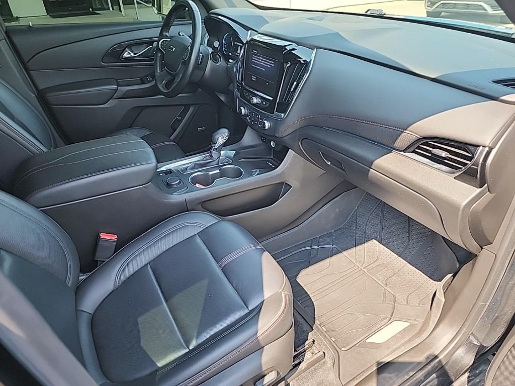 used 2023 Chevrolet Traverse car, priced at $35,920