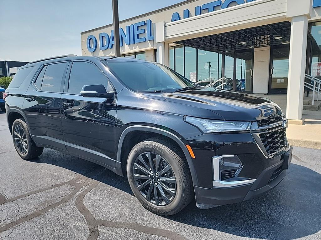 used 2023 Chevrolet Traverse car, priced at $36,113