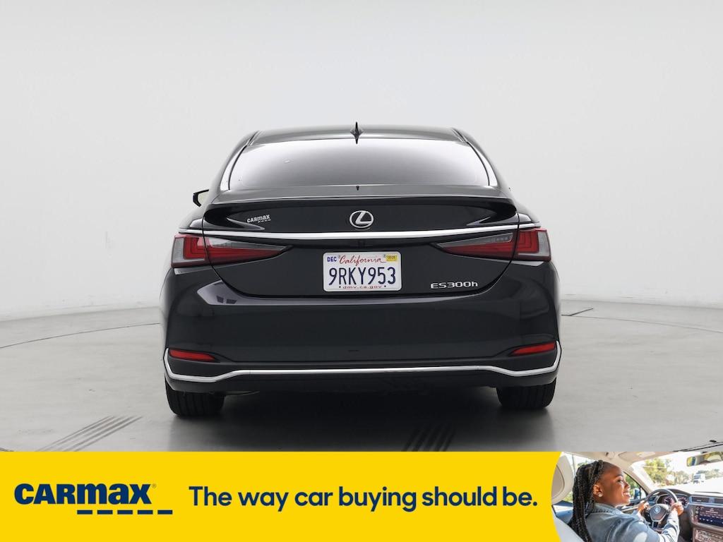 used 2025 Lexus ES 300h car, priced at $51,998