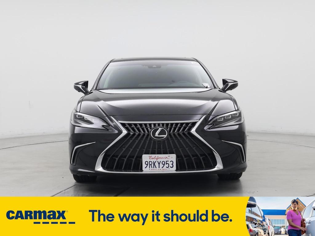 used 2025 Lexus ES 300h car, priced at $51,998