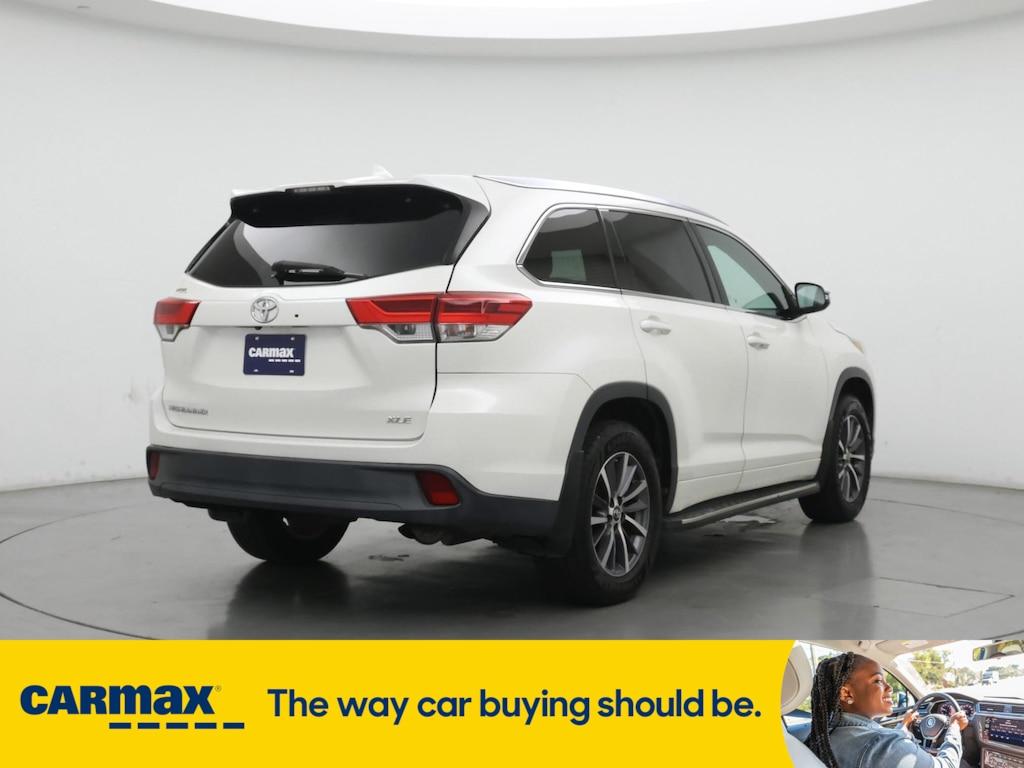 used 2017 Toyota Highlander car, priced at $22,998