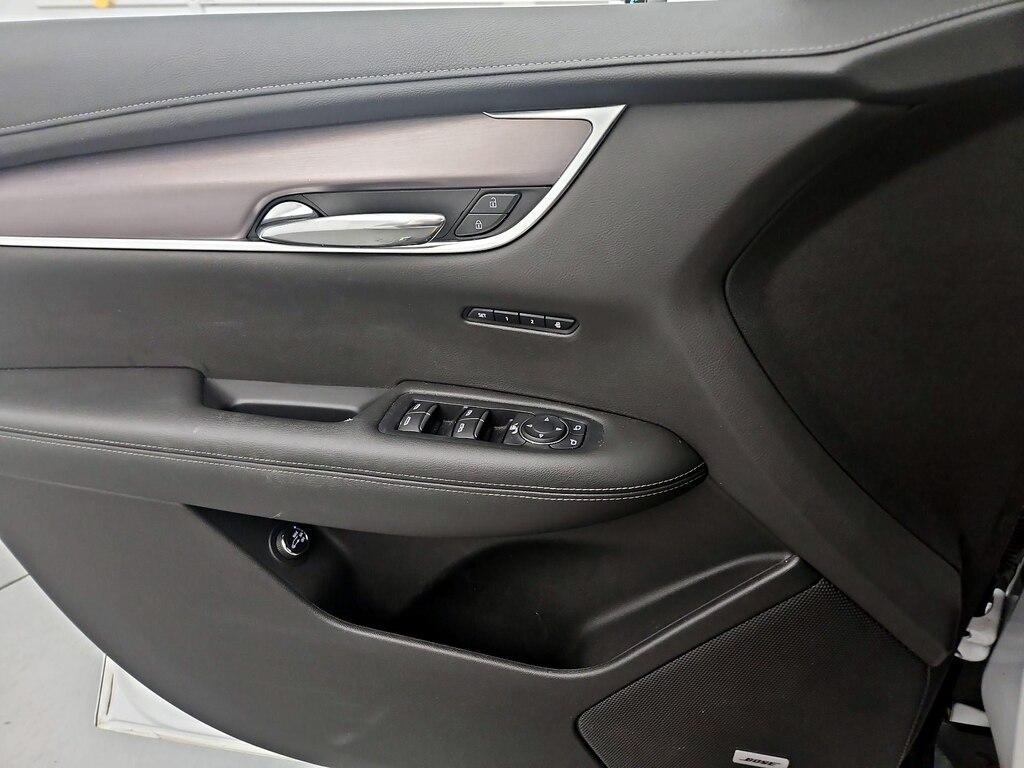 used 2021 Cadillac XT6 car, priced at $31,998
