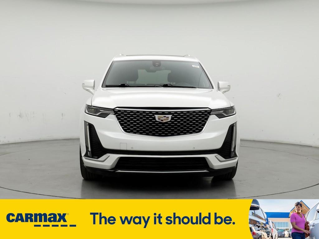 used 2021 Cadillac XT6 car, priced at $31,998