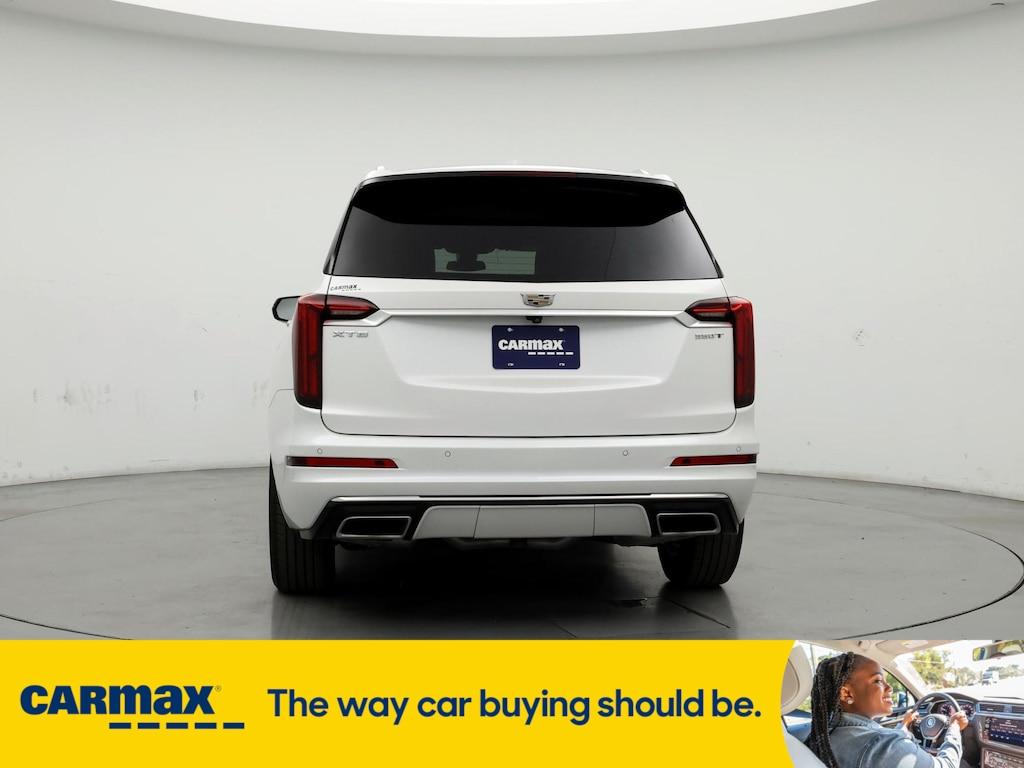 used 2021 Cadillac XT6 car, priced at $31,998