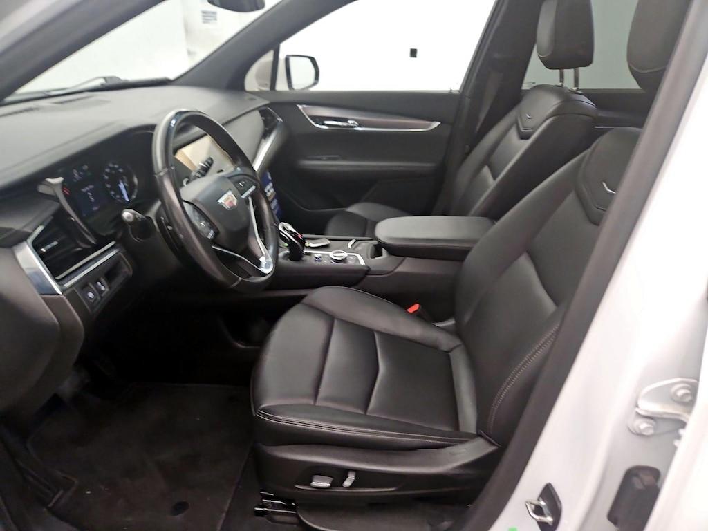 used 2021 Cadillac XT6 car, priced at $31,998