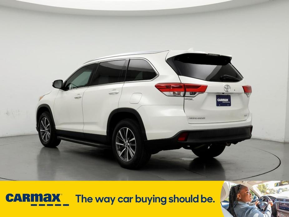 used 2019 Toyota Highlander car, priced at $31,998